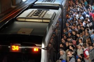 Metrob&uuml;s&uuml; kullananlar dikkat