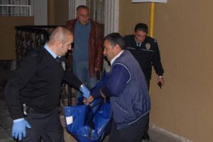 İzmir'de sır cinayet