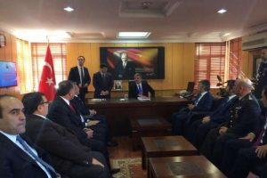 G&uuml;l uyardı