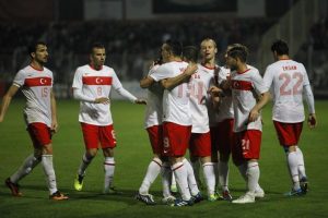 Adana'da ilklerin gecesi