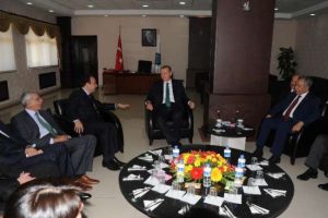 Erdoğan'a burma kadayıf ikram etti