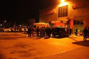 Karap&uuml;r&ccedil;ek'te silahlı saldırı: 2 yaralı