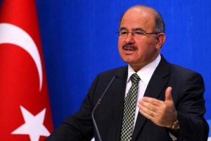 H&uuml;seyin &Ccedil;elik'ten 'dershane' mesajı