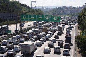 Trafiğe kayıtlı ara&ccedil; sayısı 17 milyonu ge&ccedil;ti