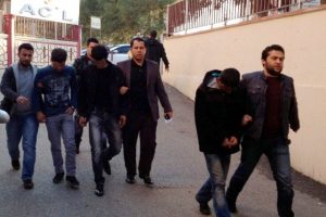 Hırsızlık &ccedil;etesi &ccedil;&ouml;kertildi