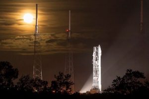 MAVEN uzay aracı Mars yolunda