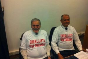Vekilerden tiş&ouml;rtl&uuml; tepki