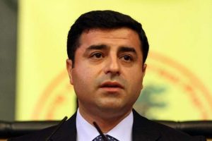 "Cezaevleri lafla boşalmıyor"