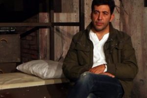 Emre Kınay m&uuml;cadelesine devam ediyor