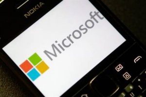 Nokia resmen Microsoft'un oldu