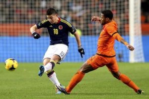 10 kişilik Hollanda beraberliğe razı: 0-0