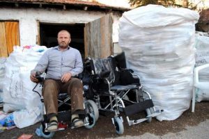 G&ouml;rme engelli Pertesoy engellilere umut oluyor