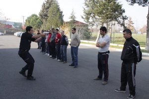 Polislere yakın savunma eğitimi