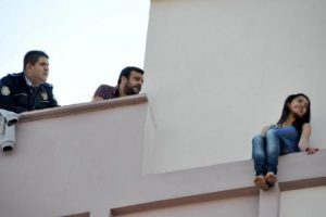 'Beni seven kimse yok'
