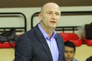 Aziz Bekir'le yollar ayrıldı