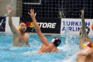 Galatasaray Sırplar'a boyun eğdi