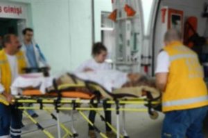 200 lira i&ccedil;in arkadaşını bı&ccedil;akladı