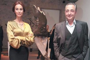 Arzum Onan, ilk heykel sergisini a&ccedil;tı