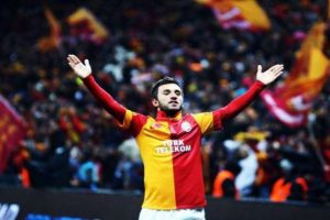 G.Saray Emre'yle s&ouml;zleşmeyi yeniledi