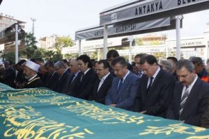 Bakan Ergin, kuzenini kaybetti