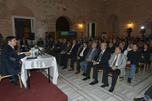 &acute;Edebiyat Akşamları&acute;nın konuğu Prof.Dr. Yasin Aktay oldu
