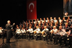 Sevgi Korosu &Ouml;ğretmenler i&ccedil;in sahne alacak
