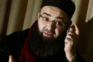 C&uuml;bbeli Ahmet Hoca'dan şoke eden hareket...