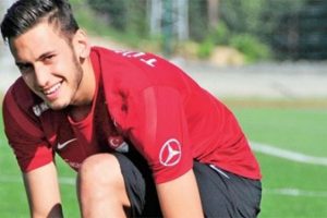 Hakan, Vaart'ın yerine g&ouml;z dikti!