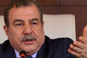 T&ouml;ren'de G&uuml;len'e alkış