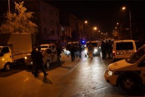 'Dur' diyen polisi vurdu