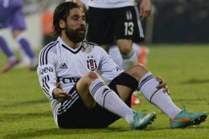 Beşiktaş antrenmanında b&uuml;y&uuml;k şok