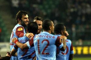 Trabzonspor i&ccedil;in kritik m&uuml;cadele