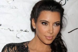 Kim Kardashian, pinti &ccedil;ıktı!