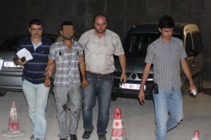 Eşinin sevgilisini &ouml;ld&uuml;ren kocaya 10 yıl hapis