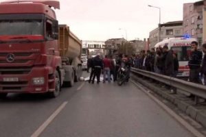 Motosikletli kuryenin feci sonu