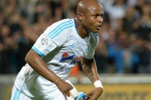 Ayew 8 hafta yok!