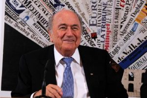 Sepp Blatter: Futbol Kıbrıs'ı birleştirecektir