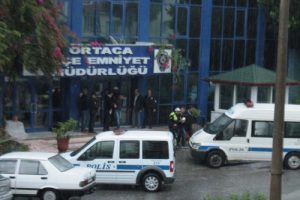 Su&ccedil; &ouml;rg&uuml;t&uuml; ş&uuml;phelileri tutuklandı