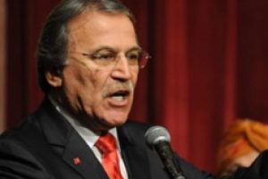 AK Partili Şahin'den dershane a&ccedil;ıklaması