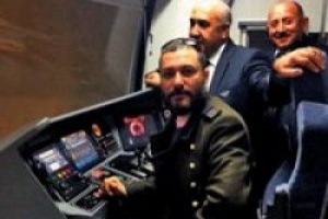 H&uuml;sn&uuml; Şenlendirici Marmaray'da klarnet &ccedil;aldı