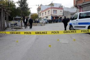 &Ccedil;eyiz konvoyuna pompalı t&uuml;fekle ateş a&ccedil;tı!