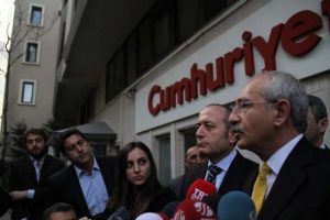 Kılı&ccedil;daroğlu'ndan &Ccedil;i&ccedil;ek'e g&ouml;nderme