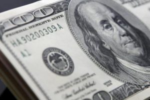 Dolar 6 ayın zirvesine ulaştı
