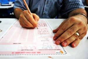 Yabancı dil sınavında skandal