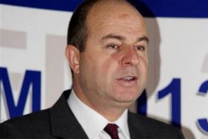 'Sosyal medya polisleri intihara s&uuml;r&uuml;kl&uuml;yor'