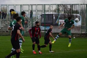 Bursaspor A2'de y&uuml;zler g&uuml;l&uuml;yor:4-2