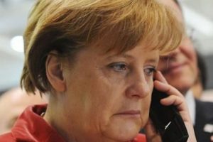 Merkel'i 5 &uuml;lke dinlemiş