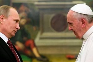 Putin'den Papa'ya teşekk&uuml;r