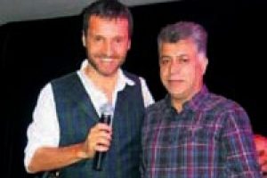 Hayranından 20 bin dolarlık halı...