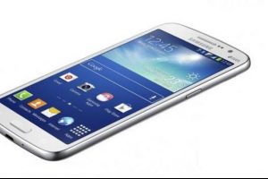 Samsung'un dev ekranlı bombası